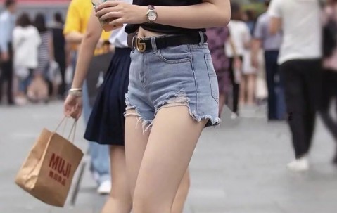 子宫膜厚月经不停